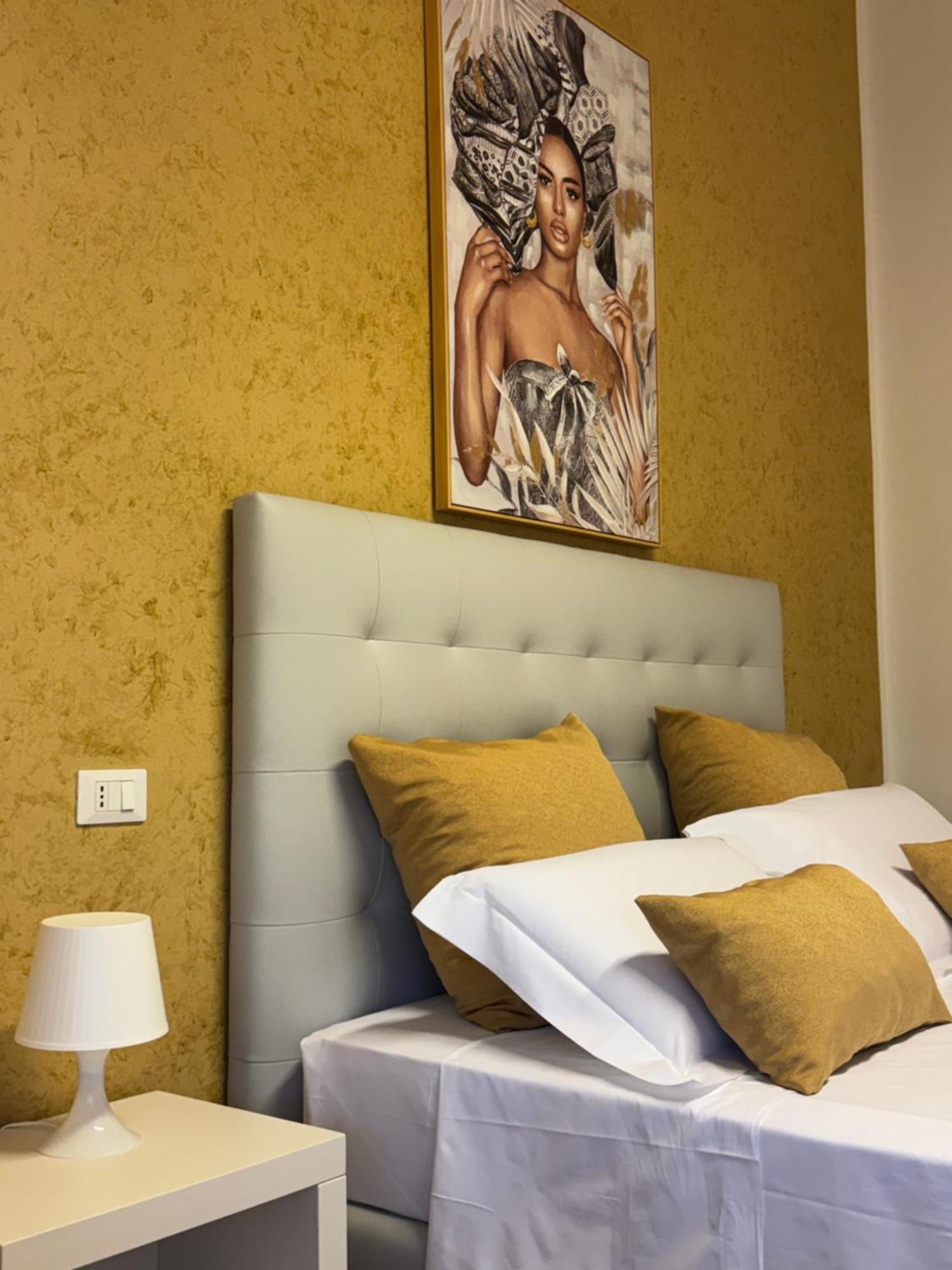 Crispi 120 Rooms New Opening Палермо Екстериор снимка